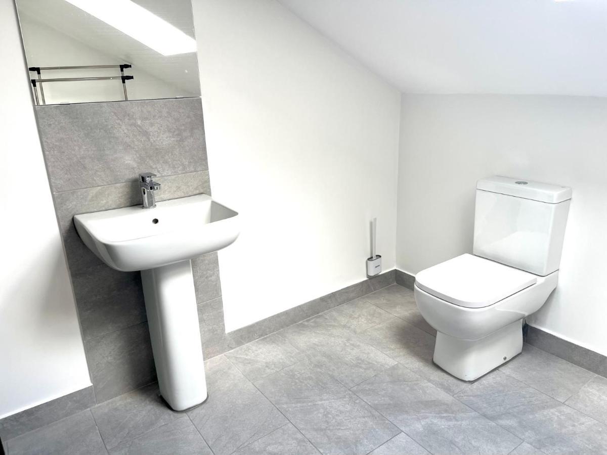 Entire Pinkapt - Free Parking - Up To 4 Guests - 3 Beds - Close To City Centre Belfast Exterior photo